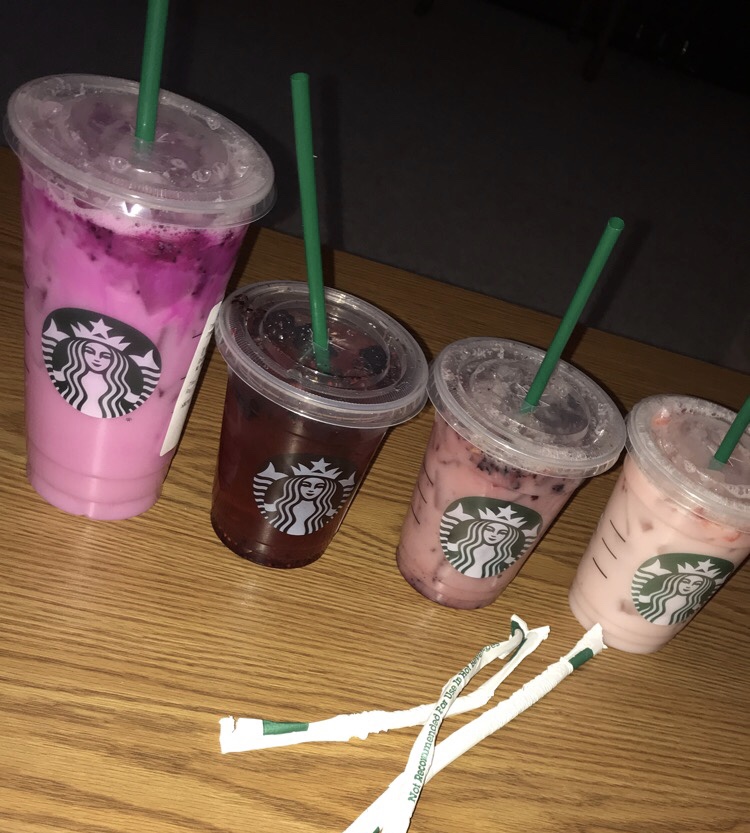 Four+out+of+the+five+types+of+Starbucks+refreshers