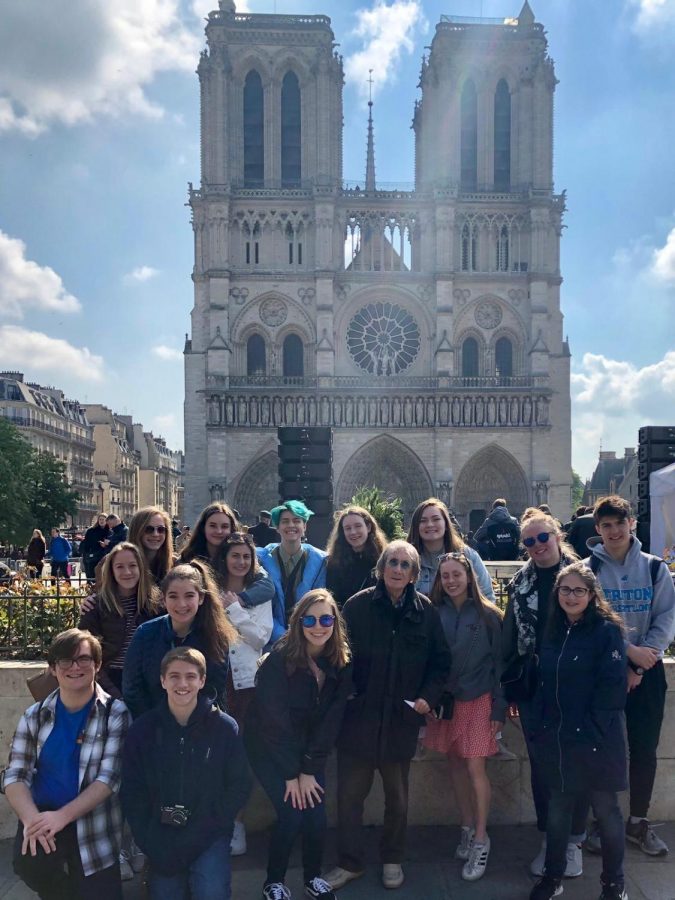 Triton+students+pose+in+front+of+Notre+Dame+the+day+before+the+devastating+fire.%28Photo+courtesy+Regina+Symonds%29