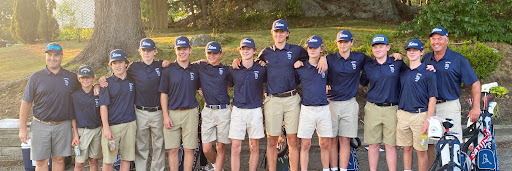 The triton 2022 Golf team after a home game win 