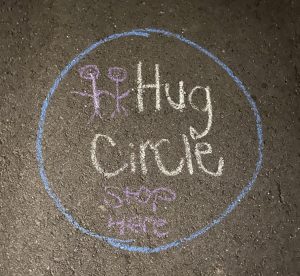 Hug Circle 